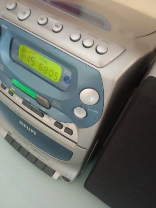 Radio CD Cassette Phillips AZ2407