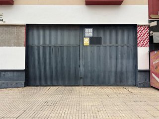 Local comercial en alquiler en Palacios y Villafranca (Los)