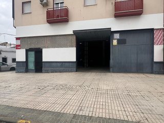 Local comercial en alquiler en Palacios y Villafranca (Los)