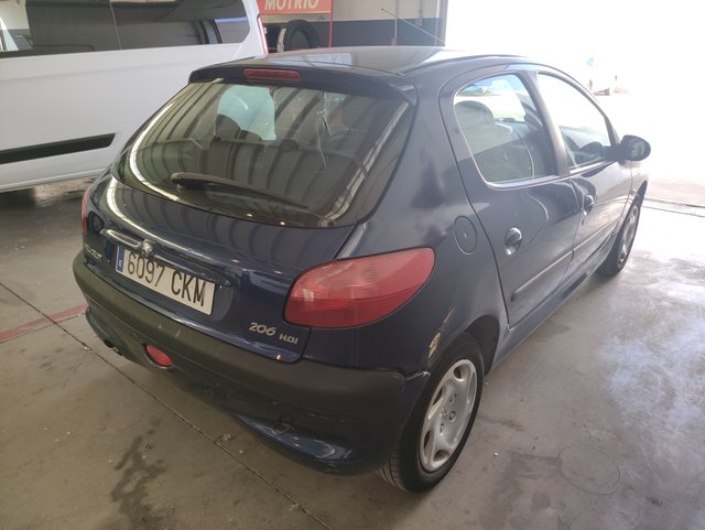 Peugeot 206 2003