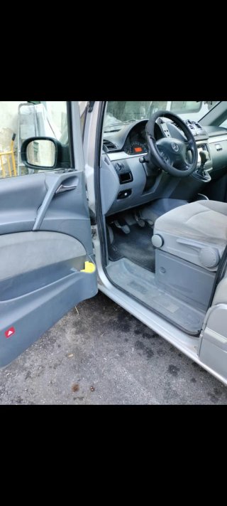 Mercedes-Benz Viano 2004