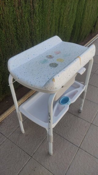 Bañera cambiador para bebé Flip
