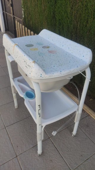 Bañera cambiador para bebé Flip