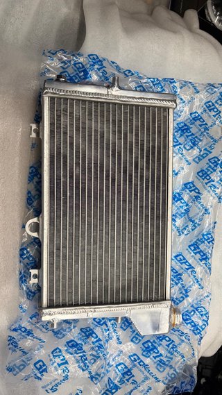 Radiador GPI Racing BMW Aluminio Nuevo