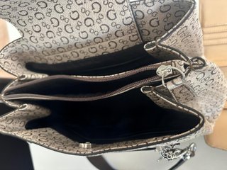 Bolso Guess Beige y Marrón con Cartera