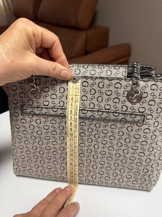 Bolso Guess Beige y Marrón con Cartera
