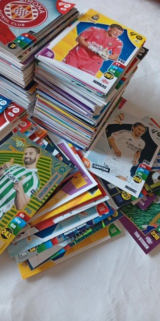 Taco enorme de cromos con balón de oro 2024-25