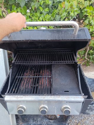 Barbacoa Naterial Negra y Plateada