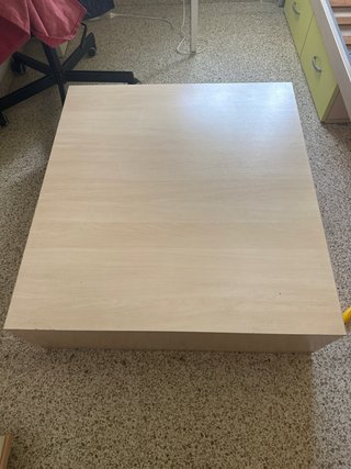 Estructura de cama con cajones de madera