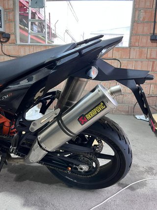 Akrapovic KTM 690 SMR Escape