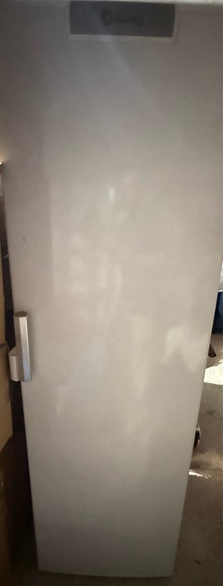 Congelador Vertical Balay