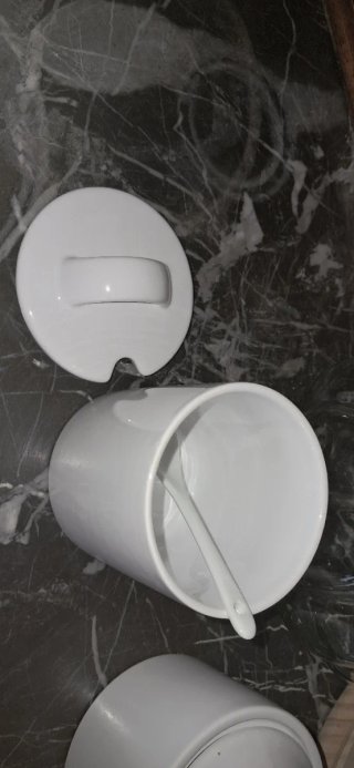 Azucarero de porcelana con cucharita