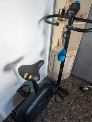 Bicicleta Estática Negra