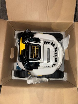 Robot Limpiafondos Spino E1 Automático