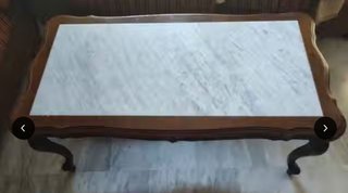 Mesa de centro de mármol y madera