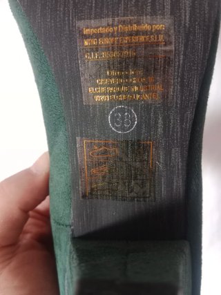 Zapatos Mustang tacón verde