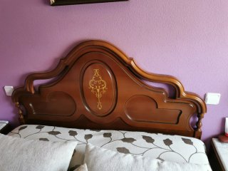 Cómoda de madera maciza