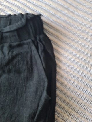 Pantalón corto negro Stradivarius mujer