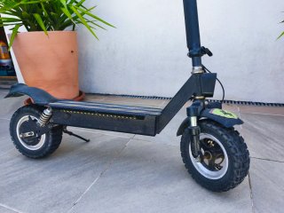 Patinete Eléctrico Negro