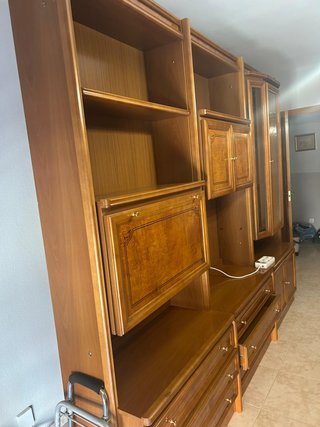 Mueble de salón completo en muy buen estado.