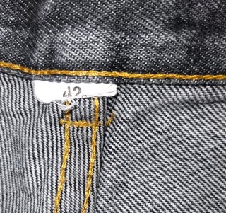 Lote de 2 pantalones vaqueros cortos.