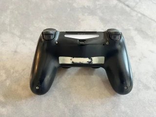 PS4 Slim 500GB + Mando Negro