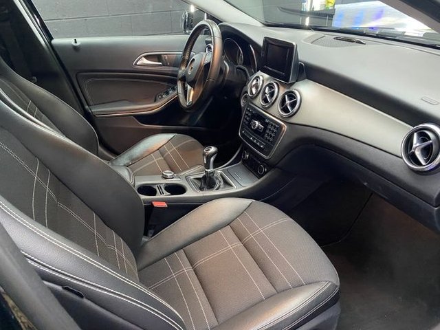 Mercedes GLA 200 URBAN