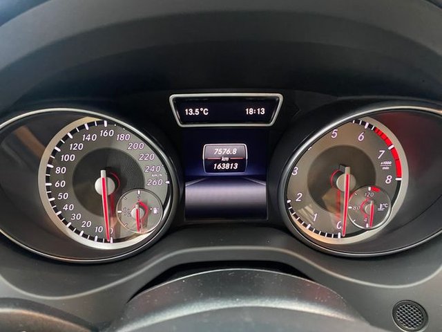 Mercedes GLA 200 URBAN