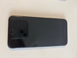 Lote 4 iPhones Negros y Plateados