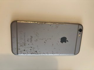 Lote 4 iPhones Negros y Plateados