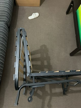 Sofá Cama Metálico y Madera Urgente por mudanza
