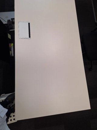 Mesa de oficina Steelcase blanca