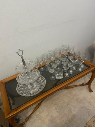 Mesa auxiliar madera y cristal