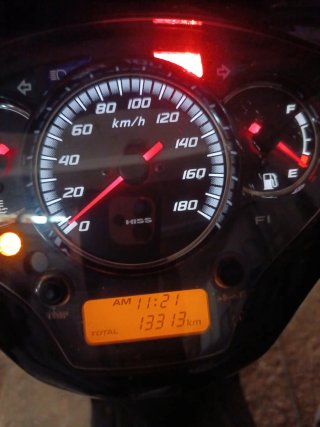 Honda SH300i Negra