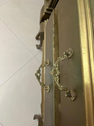 Mesitas antiguas doradas (2 unidades)