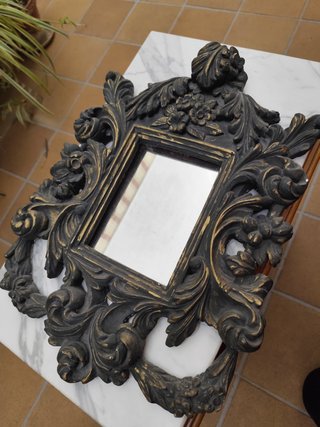 Espejo Marco Relieve Ornamental