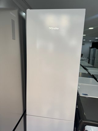 Nevera Miele Blanca con Garantía