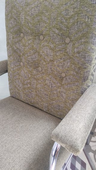Sillón reclinable estructura metálica cromada