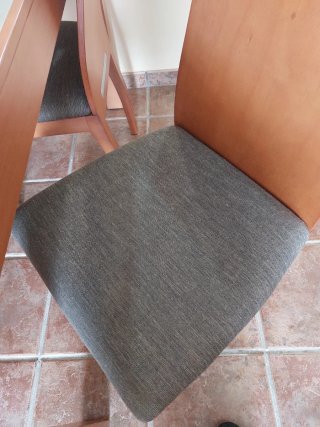 Mesa comedor extensible + 4 sillas