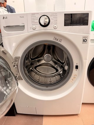 Lavadora LG ThinQ 17kg
