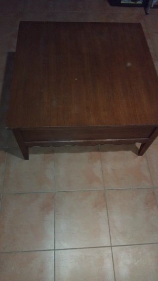 Mesa de centro de madera