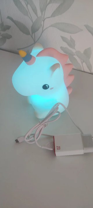 Luz quitamiedos infantil colores batería
