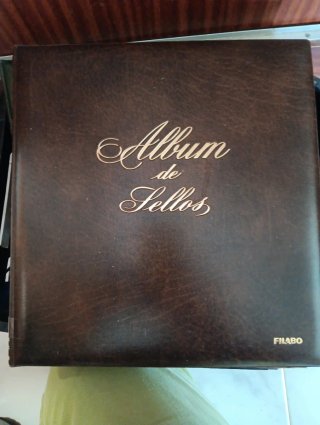 Álbum de Sellos Filabo Marrón