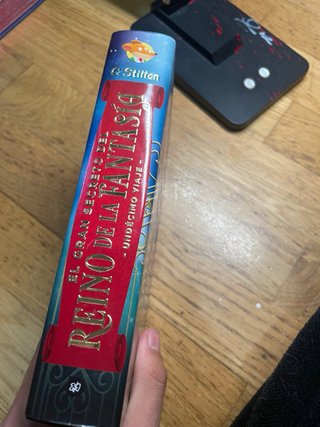 5 libros de la saga "en el reino de la fantasia".