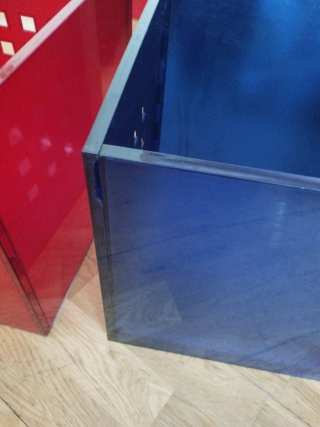 Cajas Lekman IKEA azul y roja