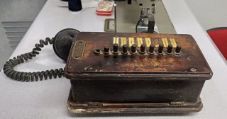 Teléfono Antiguo La Iberica Madera