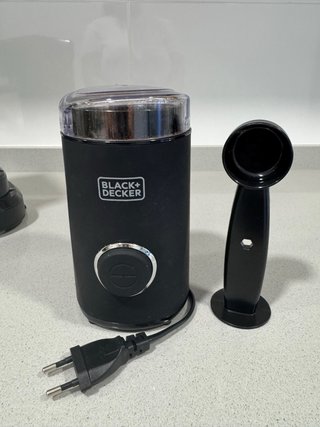 Cafetera Cecotec Cafelizzia 790 Negra