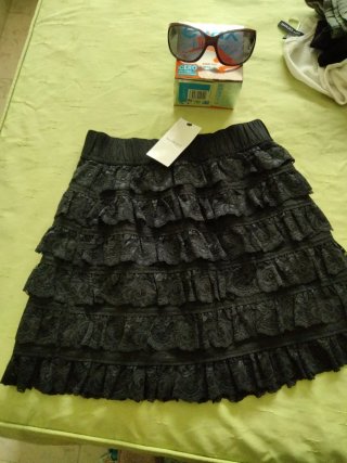 -3 FALDAS -2 CAMISETAS MANGO