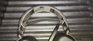 Auriculares Corsair HS80 RGB Wireless Negros