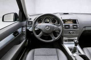 Mercedes-Benz Clase C 2011 220 CDI NACIONAL GARAT